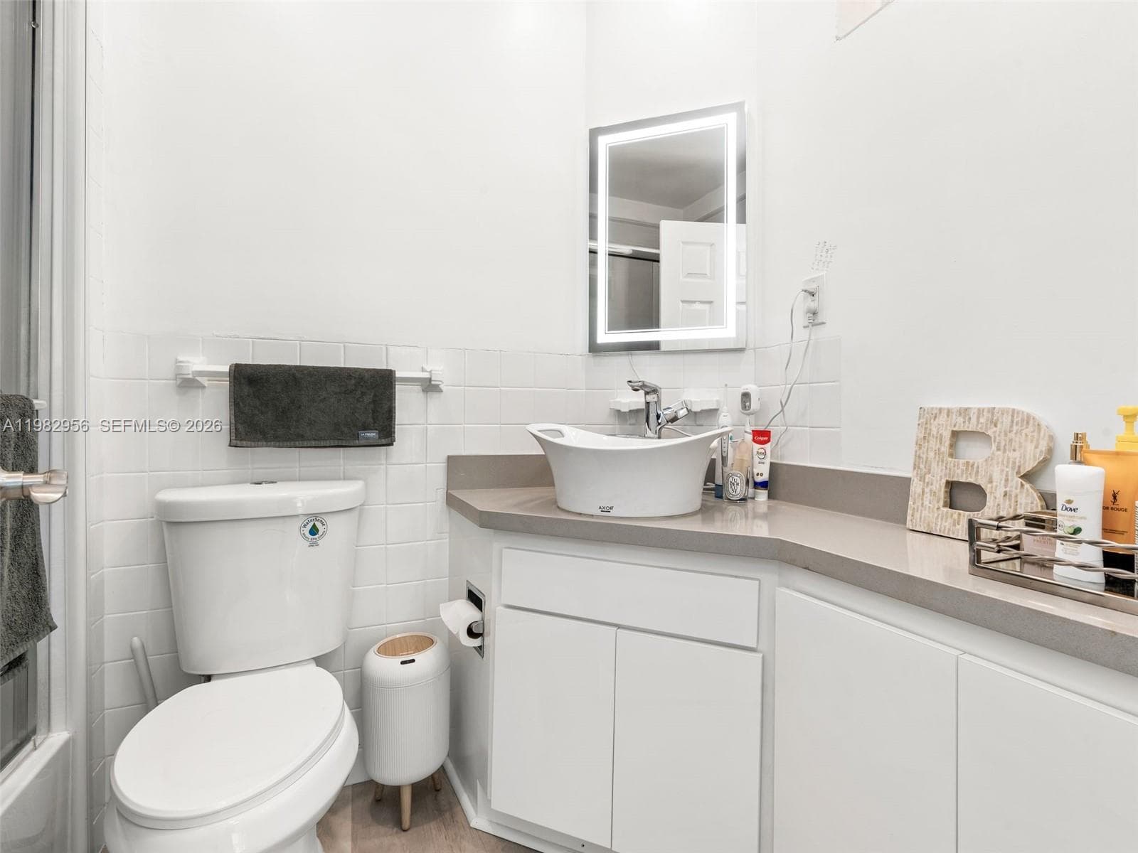 Lanai Condominium · #202 in Bal Harbour - Photo 13