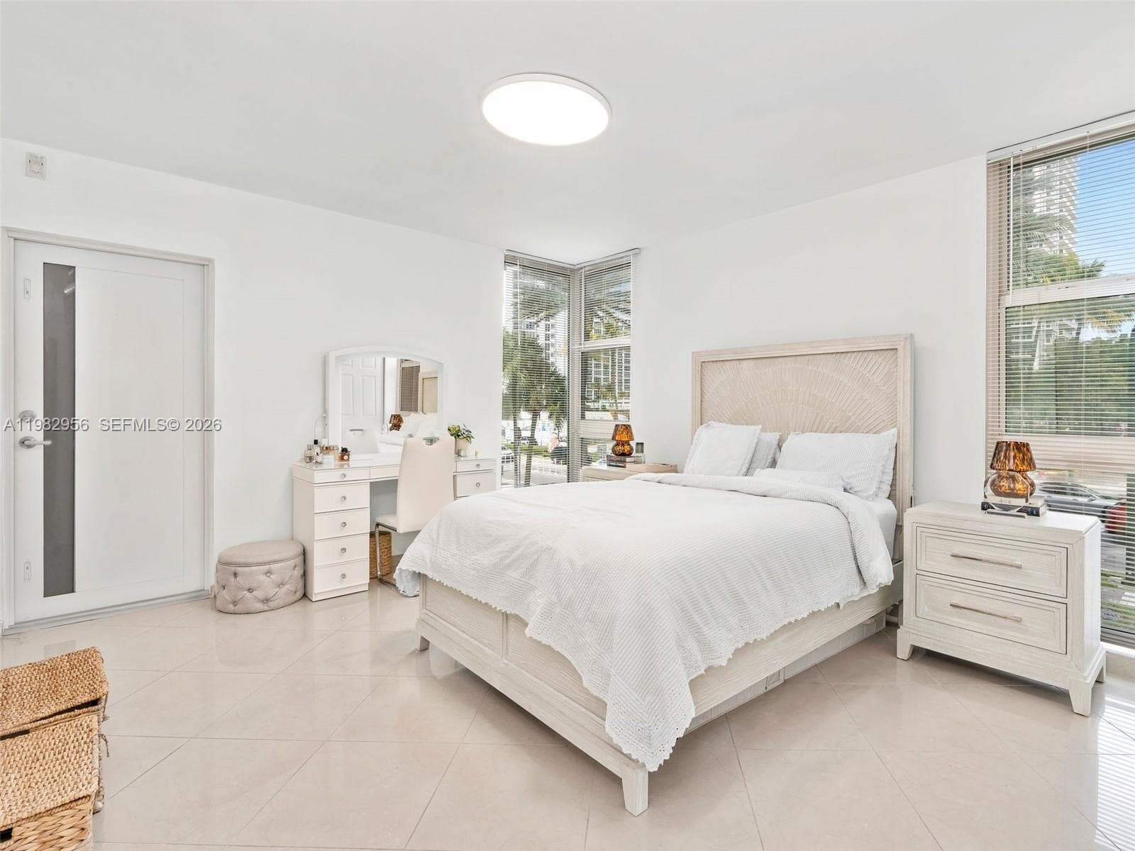 Lanai Condominium · #202 in Bal Harbour - Photo 11