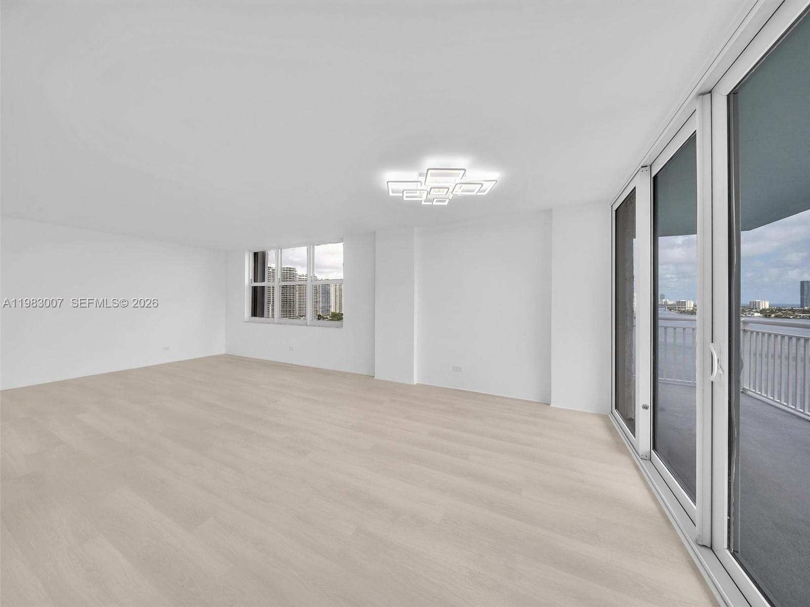 winston towers 500 · #1818 in Sunny Isles Beach - Photo 23