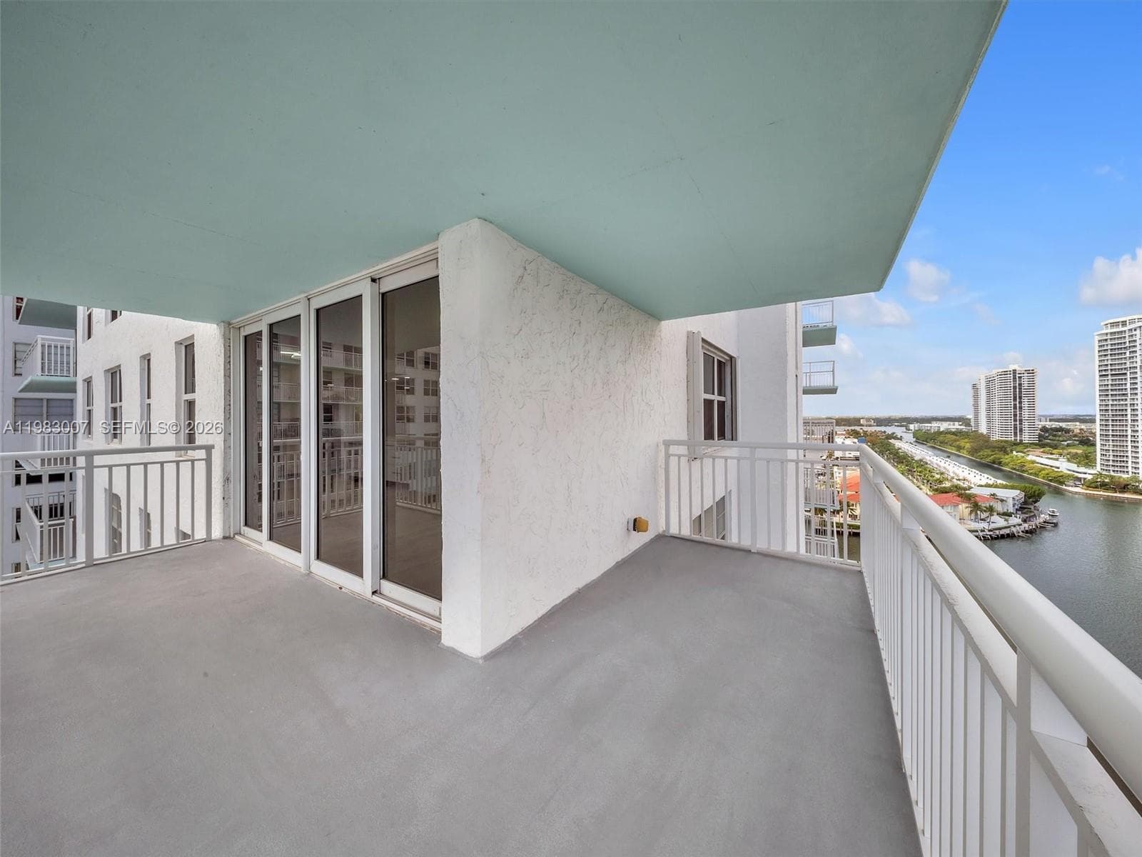 winston towers 500 · #1818 in Sunny Isles Beach - Photo 25