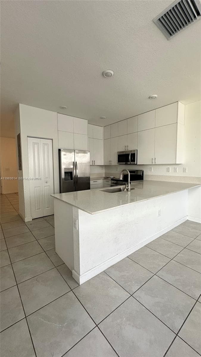 12863 SW 233rd Ter photo 3