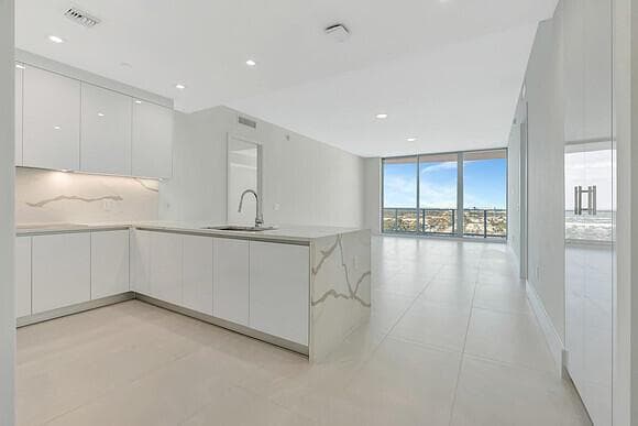 Nautilus 2105 Living 3