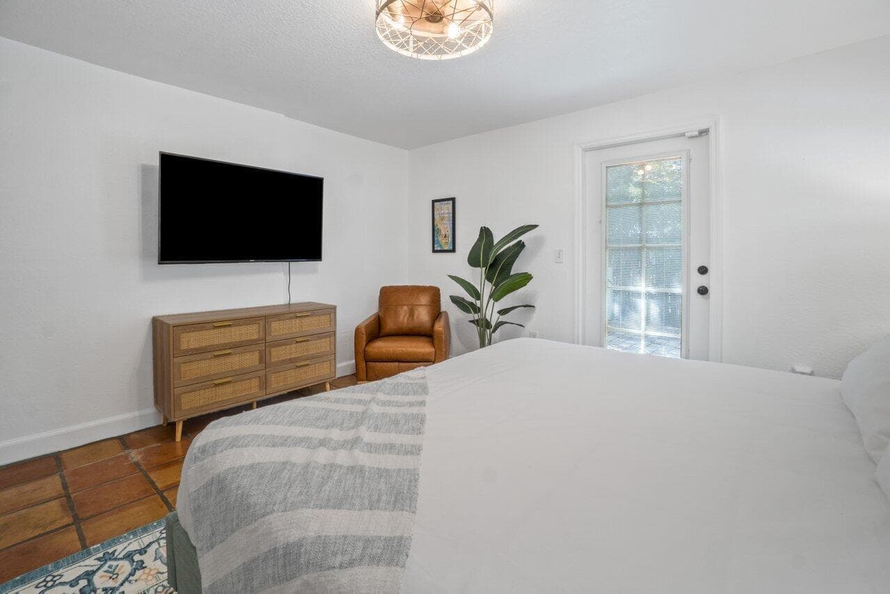 Primary Bedroom with King-sized Bed