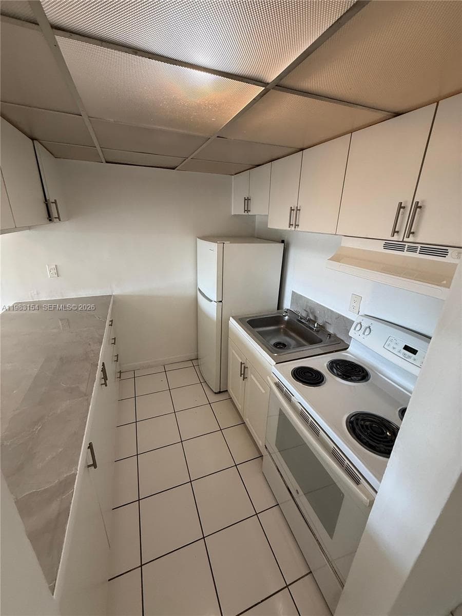 NEW WORLD CONDO APTS III · #A-218 in Miami Gardens - Photo 4