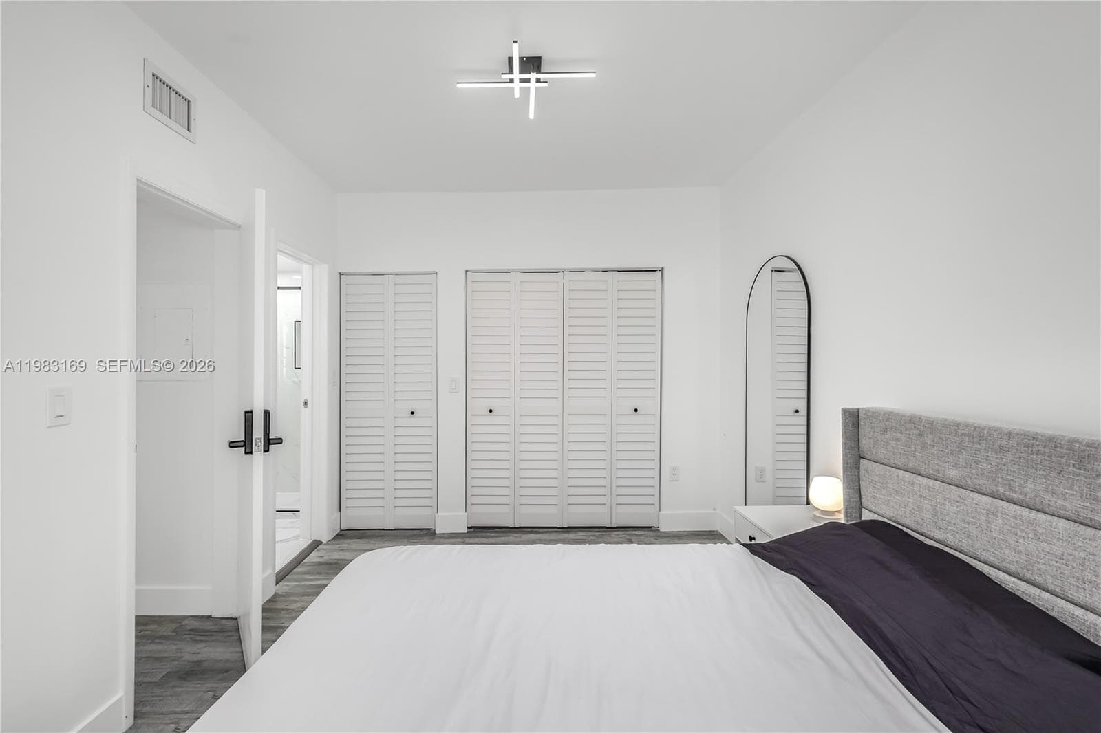 SOUTH MOON CONDO · #6 in Miami Beach - Photo 10