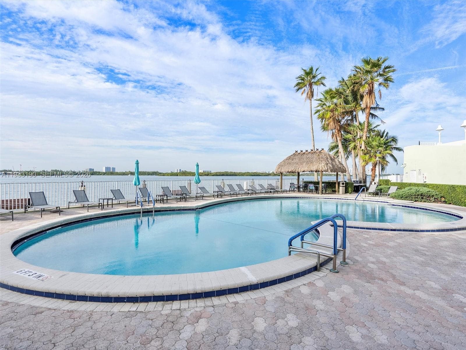 ISLAND POINTE CONDO · #4V in Bay Harbor Islands - Photo 27