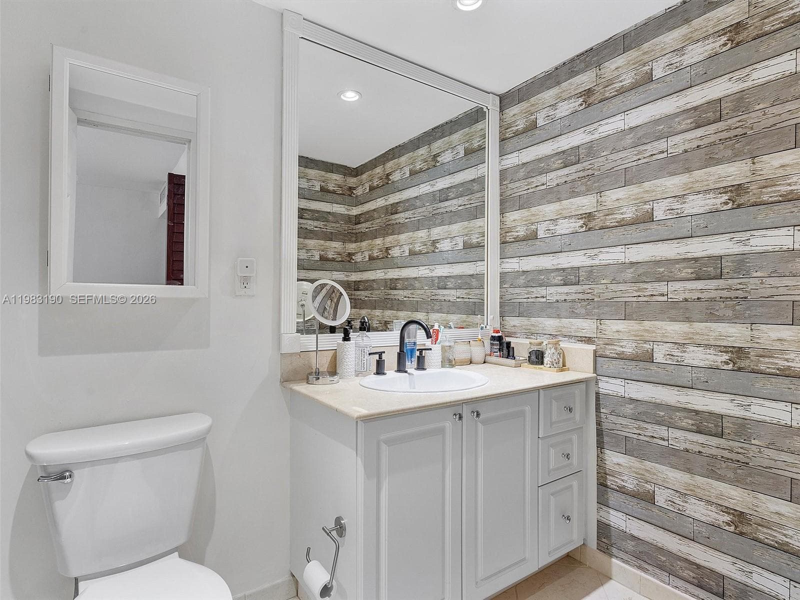 ISLAND POINTE CONDO · #4V in Bay Harbor Islands - Photo 13