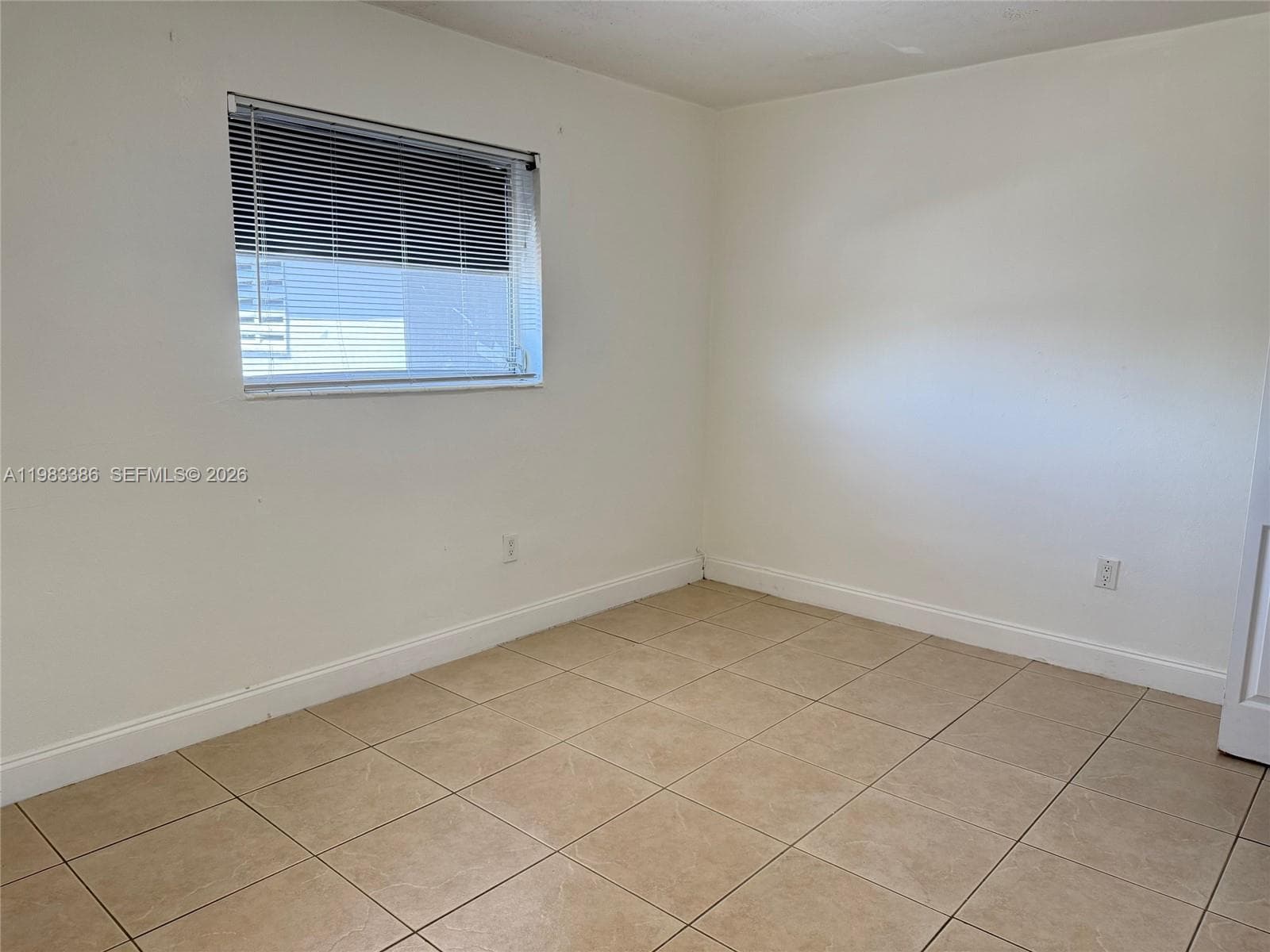 GABLES EDGE CONDO · #38 in Miami - Photo 4
