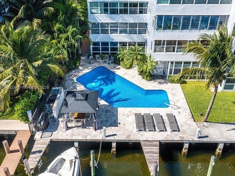 ISLAND HOUSE EAST CONDO · #6 in Fort Lauderdale - Photo 1