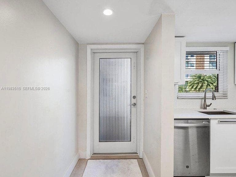 ISLAND HOUSE EAST CONDO · #6 in Fort Lauderdale - Photo 4