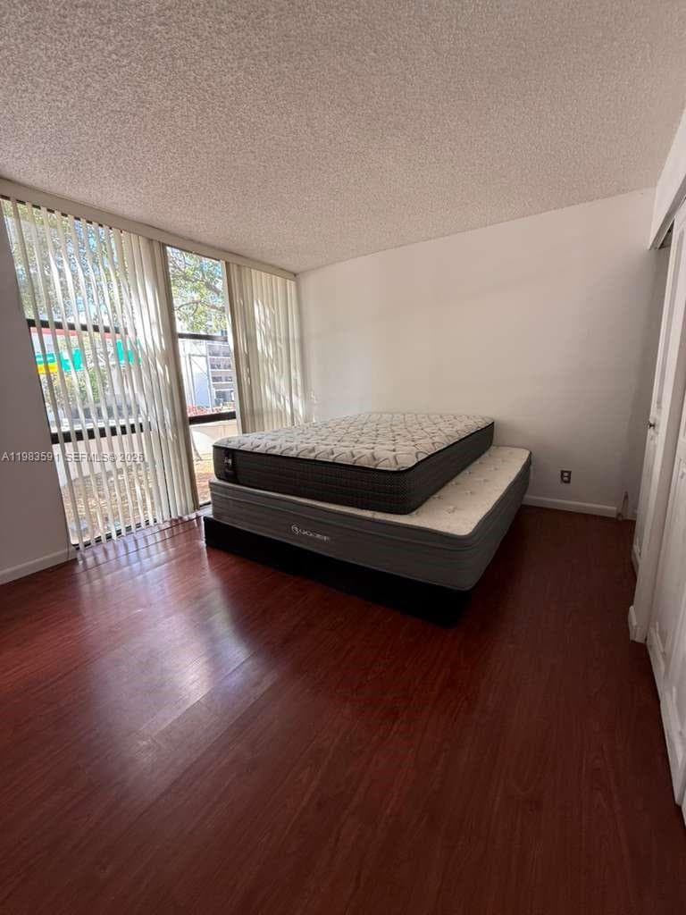 PLAZA OF AMERICAS CONDO P · #211 in Sunny Isles Beach - Photo 10