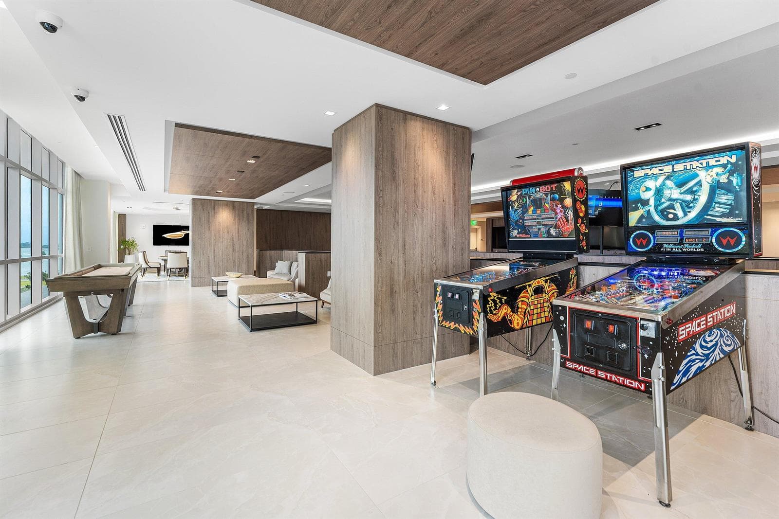 034-220LakeShoreDrive-1613-LakePark-FL-3