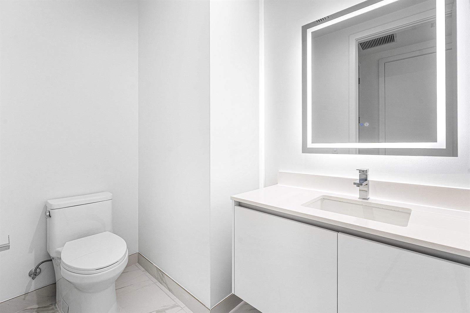 031-220LakeShoreDrive-1613-LakePark-FL-3
