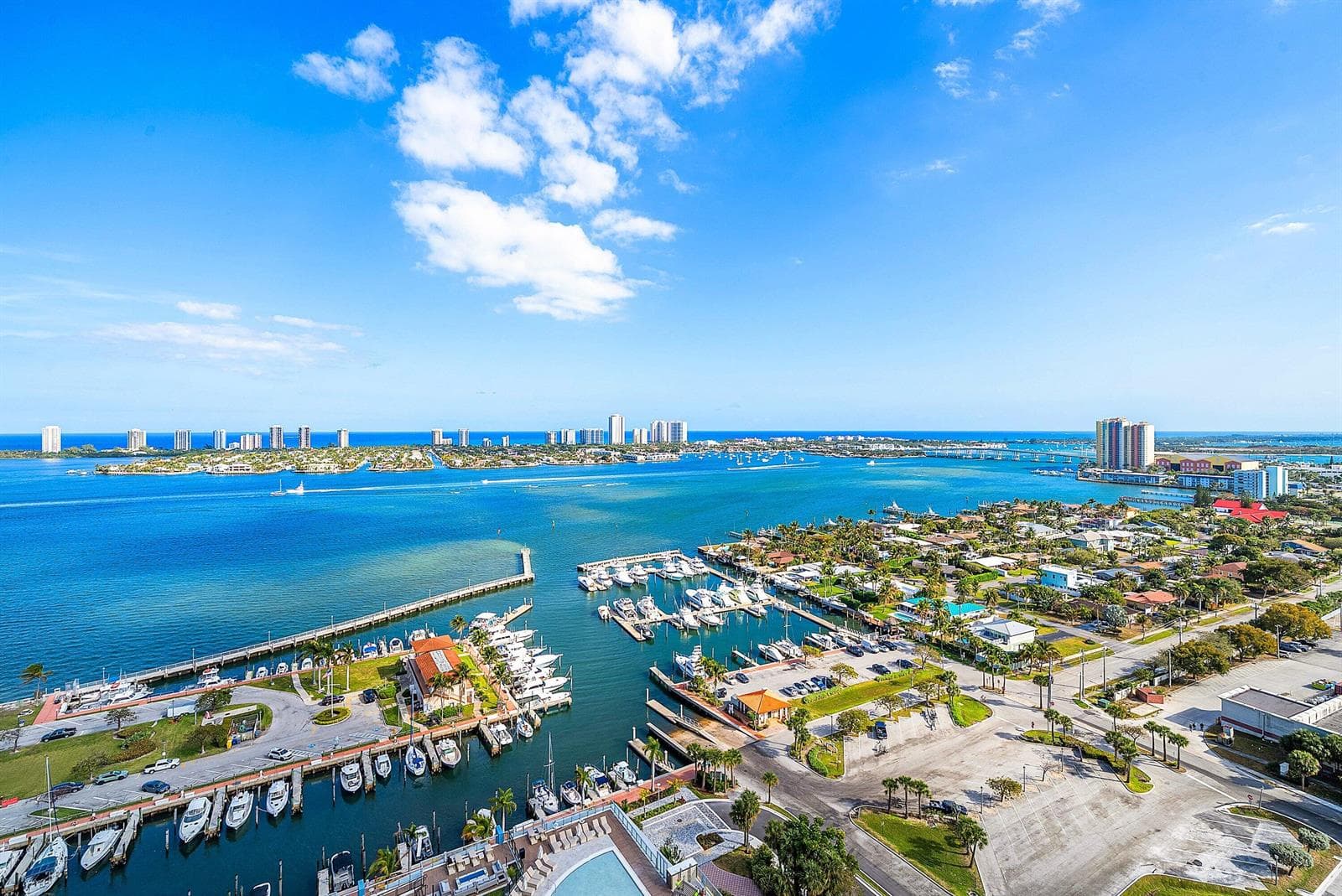 024-220LakeShoreDrive-1613-LakePark-FL-3