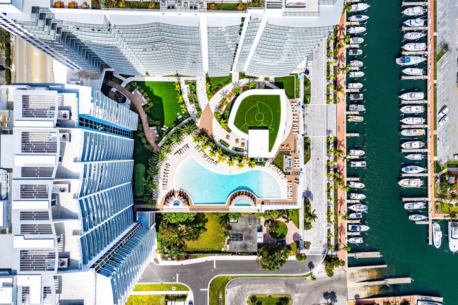 028-220LakeShoreDrive-1613-LakePark-FL-3