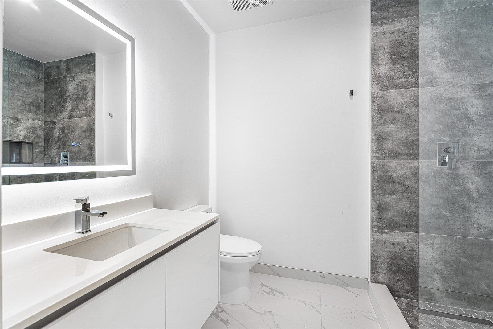 013-220LakeShoreDrive-1613-LakePark-FL-3