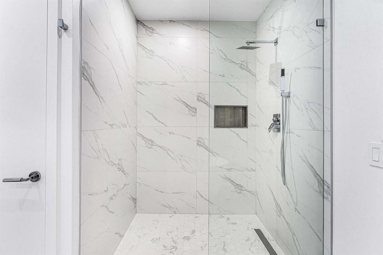 022-220LakeShoreDrive-1613-LakePark-FL-3
