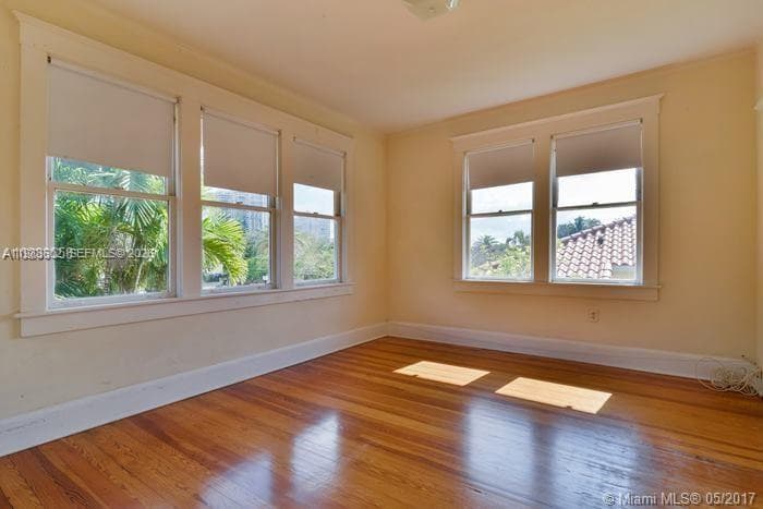 2000 S Miami Ave photo 11