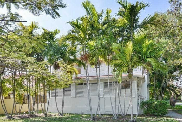 2000 S Miami Ave photo 19