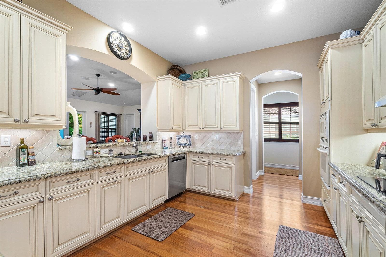 014-307ChambordTerrace-PalmBeachGardens-