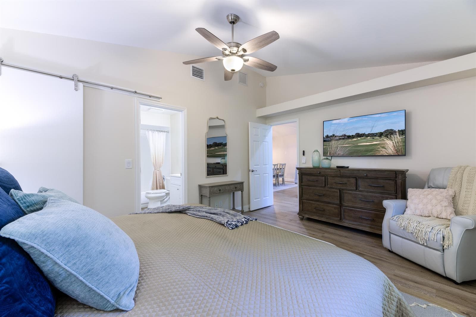 PRIMARY BEDROOM III
