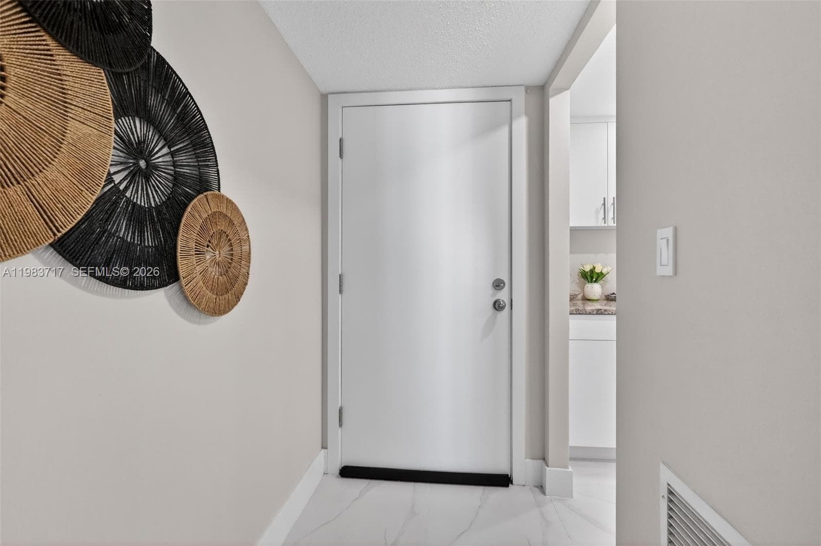 TARFLAGAR TOWERS · #601 in Hollywood - Photo 5