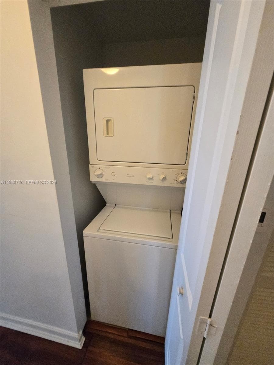 360 B CONDOMINIUM · #510 in North Bay Village - Photo 30