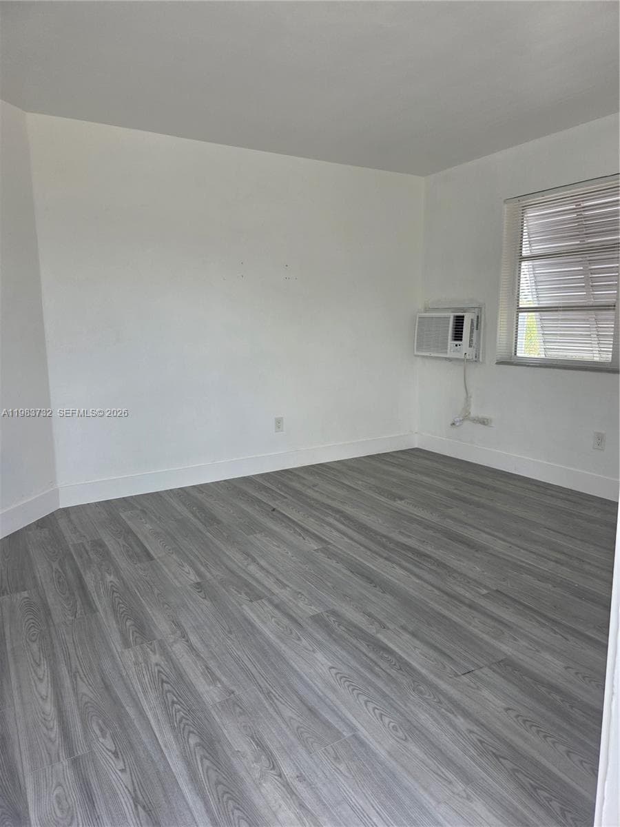 COUNTRY CLUB ESTATES SEC · #D in Miami Springs - Photo 8