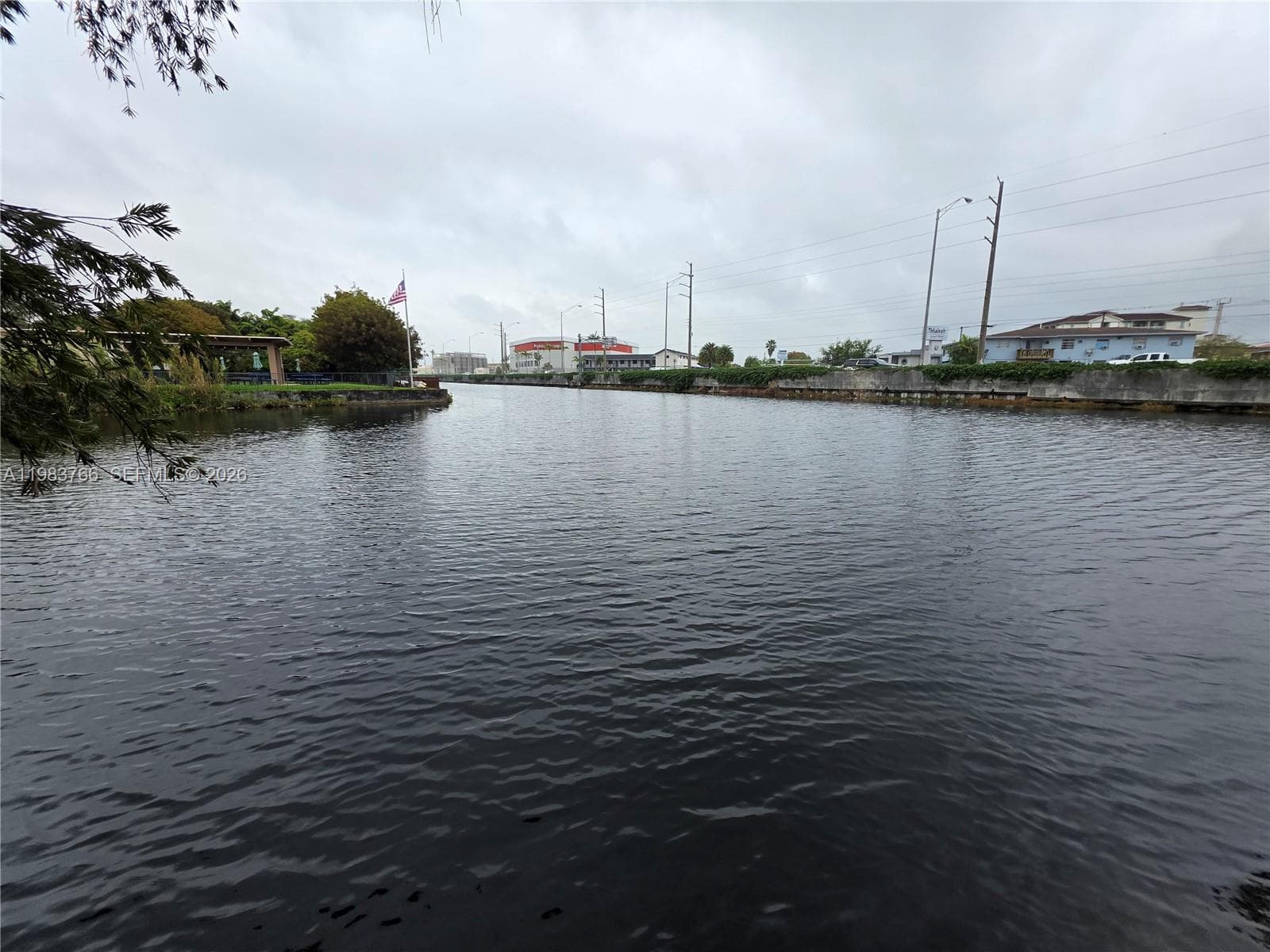 1 Esplanade Dr #1 photo 16
