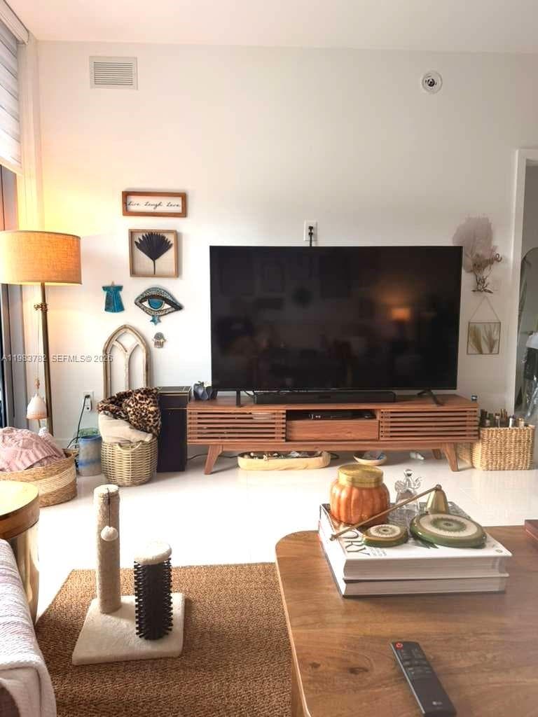 The Harbour Condominium · #303 in Sunny Isles Beach - Photo 6