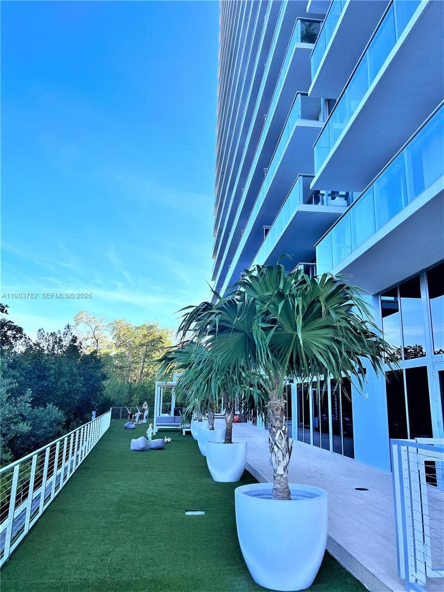 The Harbour Condominium · #303 in Sunny Isles Beach - Photo 46