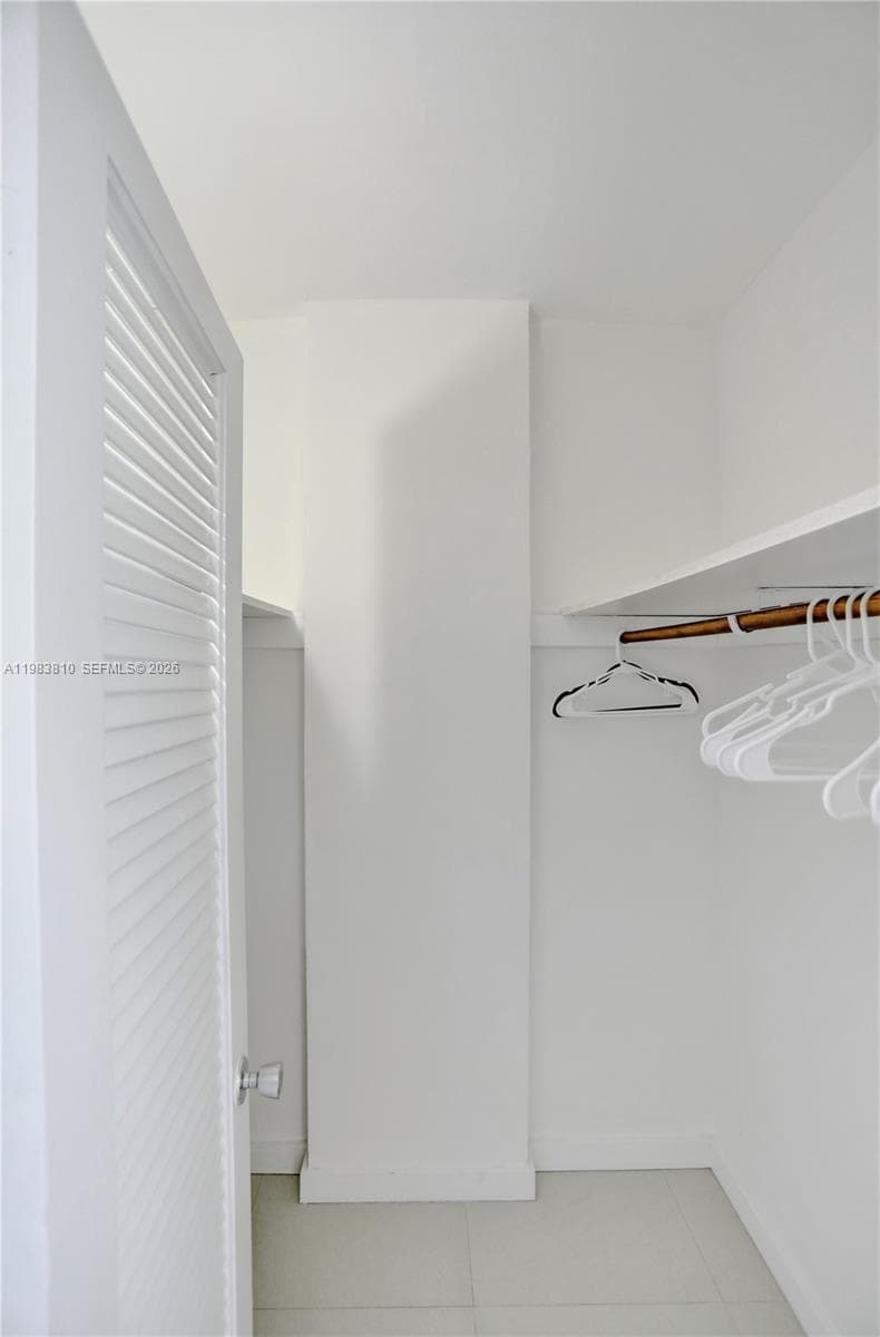 OCEANVIEW BUILDING A COND · #1114 in Sunny Isles Beach - Photo 10