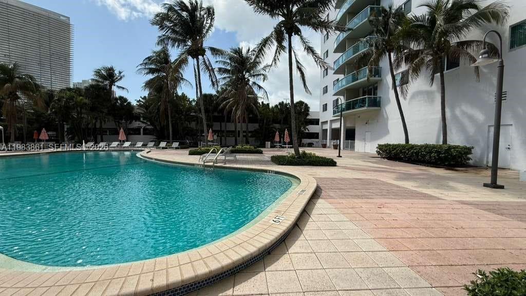 OCEANVIEW BUILDING B COND · #905 in Sunny Isles Beach - Photo 23