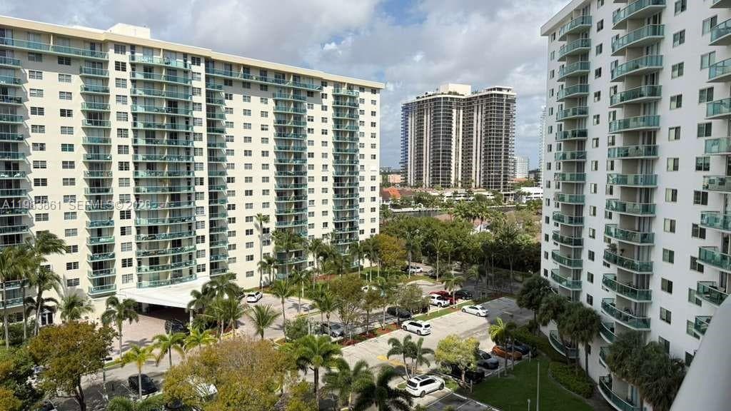 OCEANVIEW BUILDING B COND · #905 in Sunny Isles Beach - Photo 27