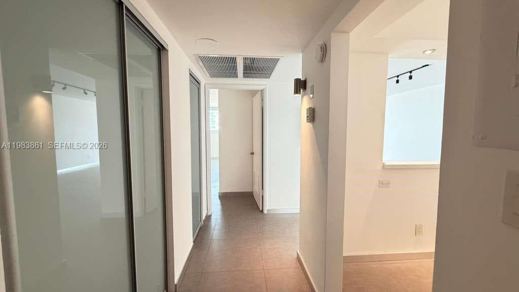 OCEANVIEW BUILDING B COND · #905 in Sunny Isles Beach - Photo 4