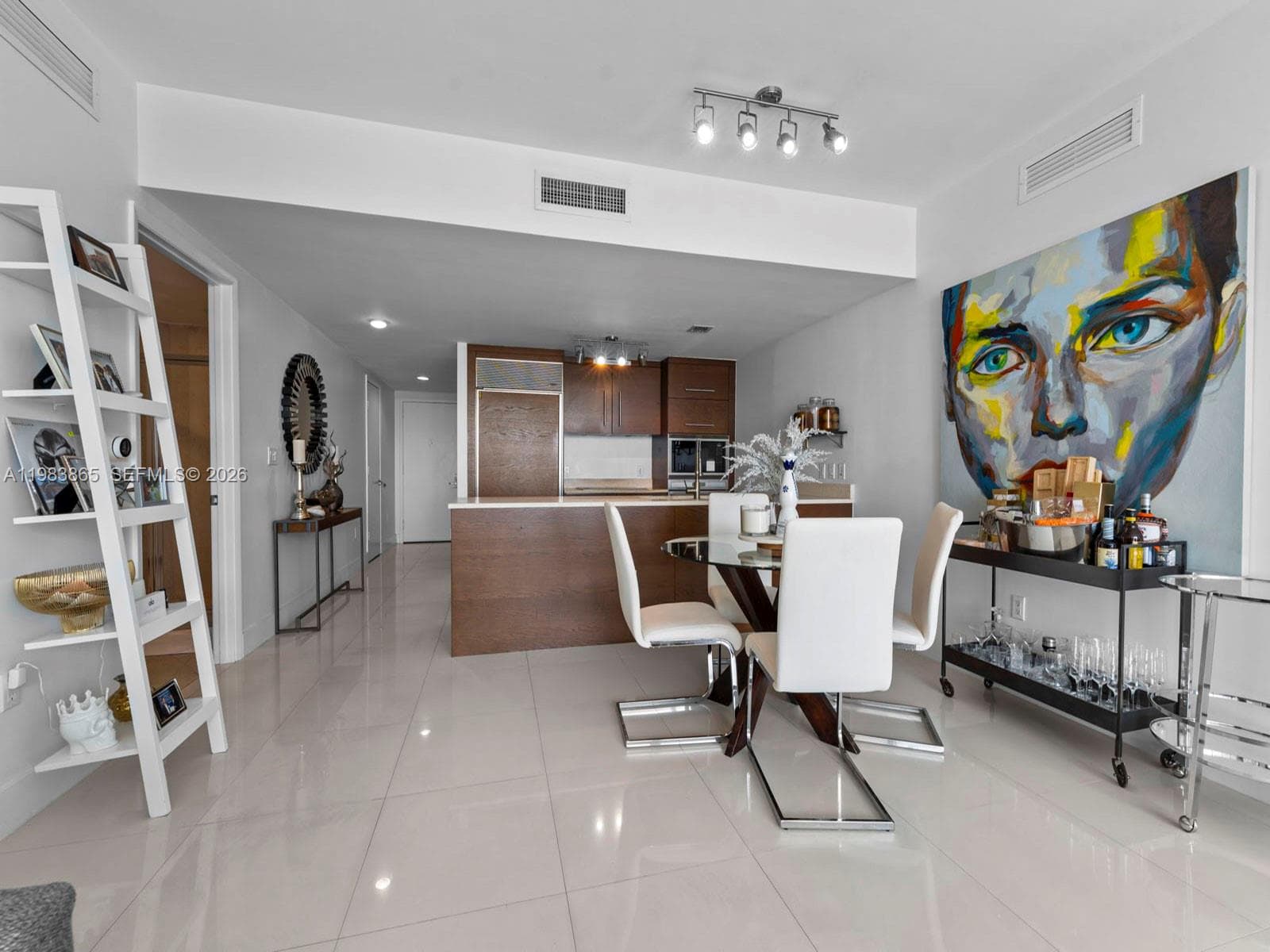 Icon Brickell I · #2507 in Miami - Photo 7
