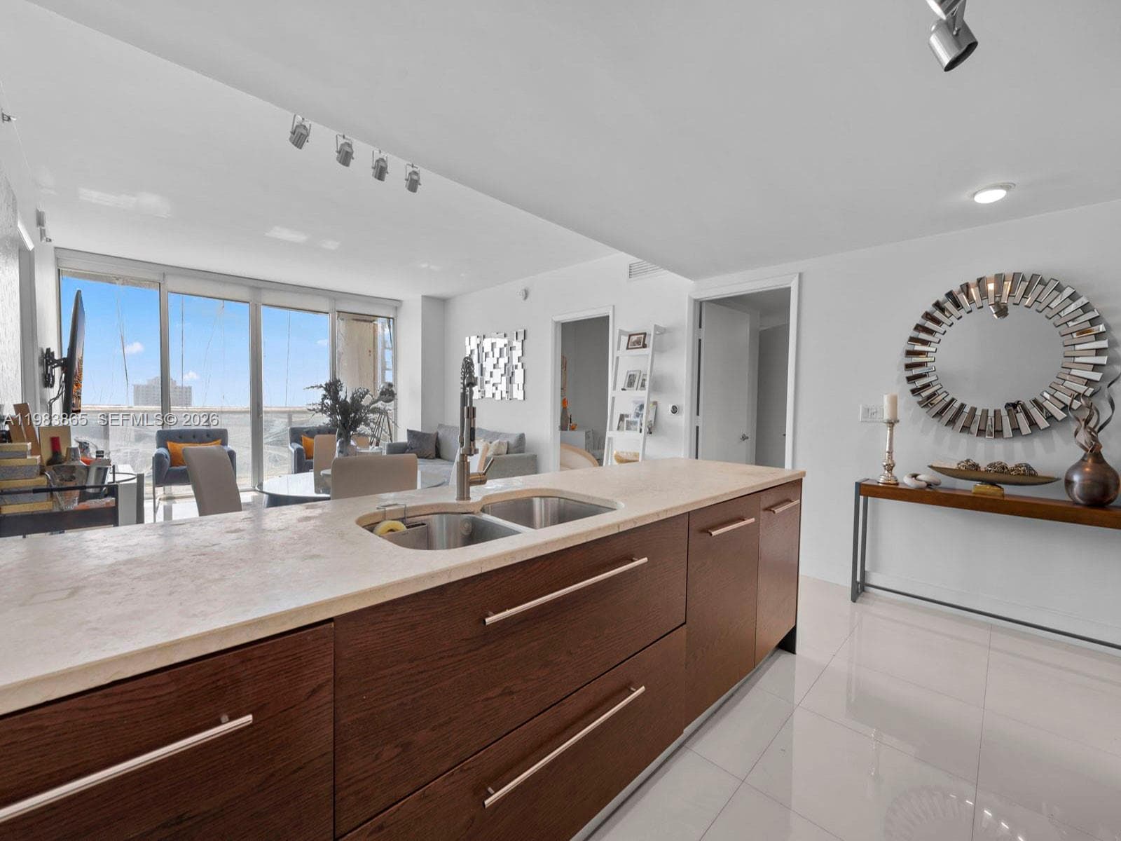 Icon Brickell I · #2507 in Miami - Photo 9
