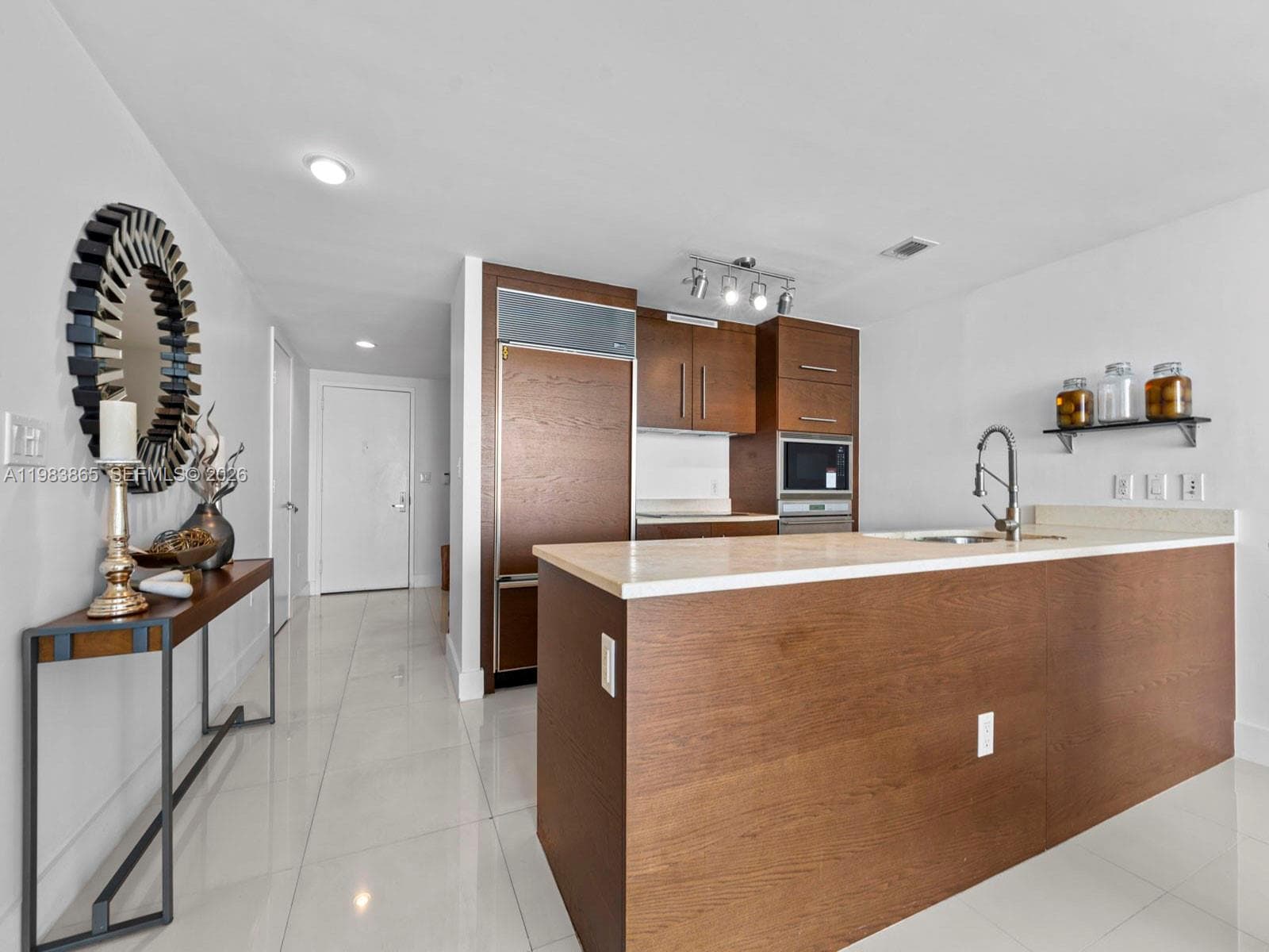 Icon Brickell I · #2507 in Miami - Photo 11