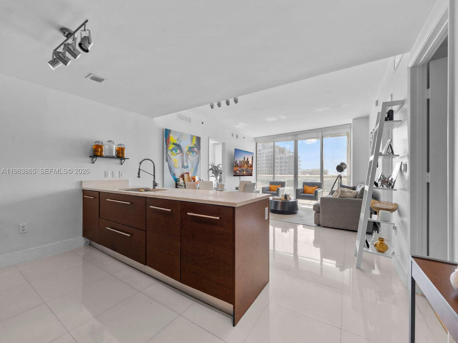Icon Brickell I · #2507 in Miami - Photo 8