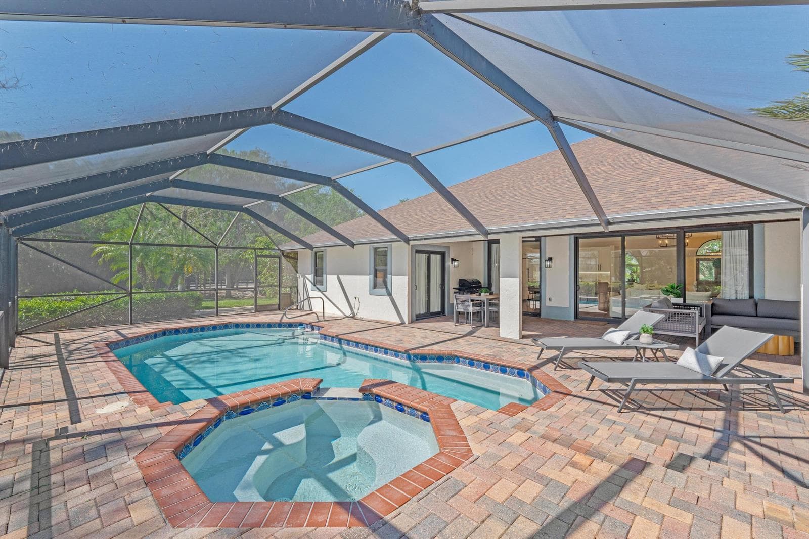 pool spa