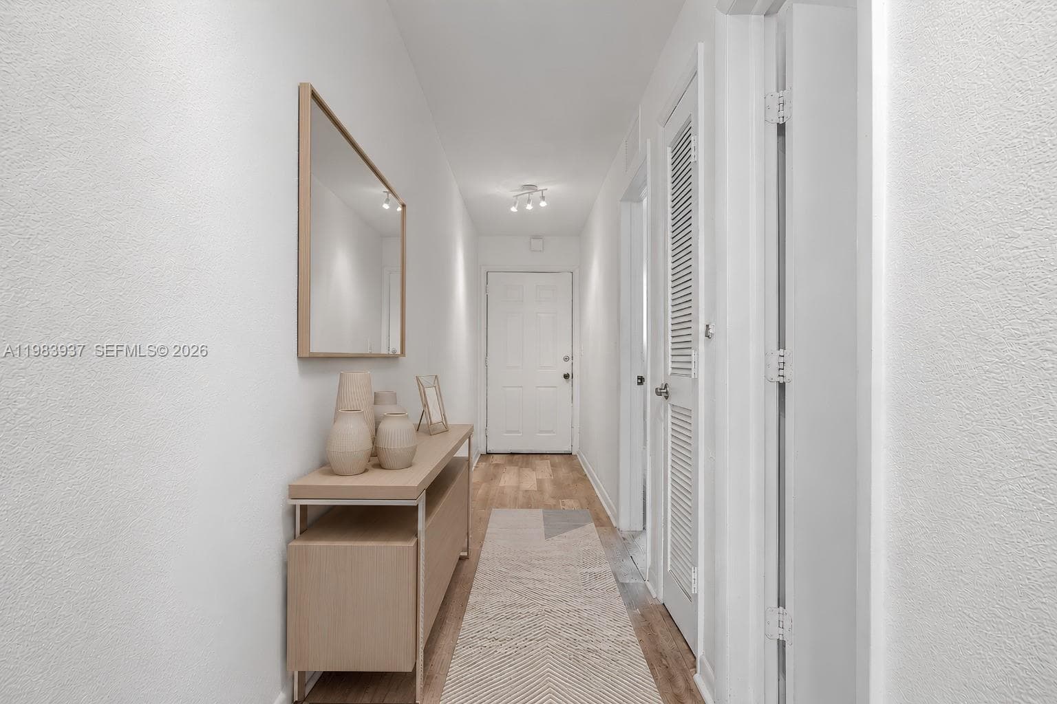 RIVE MARSEILLES CONDOS · #202 in Miami Beach - Photo 13