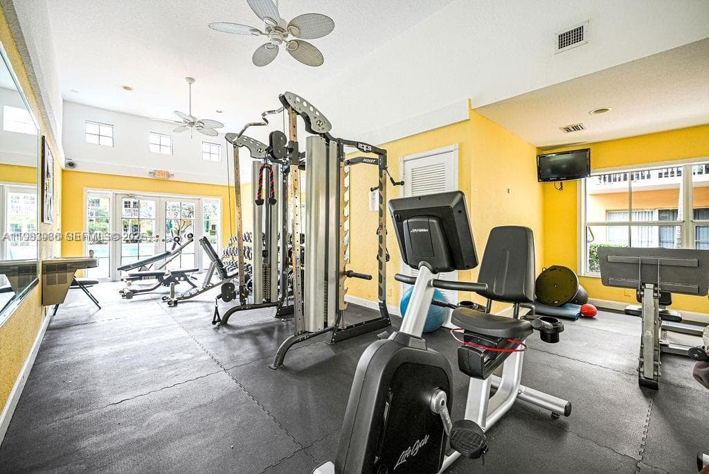 Pine Crest Village · #705 in Fort Lauderdale - Photo 26
