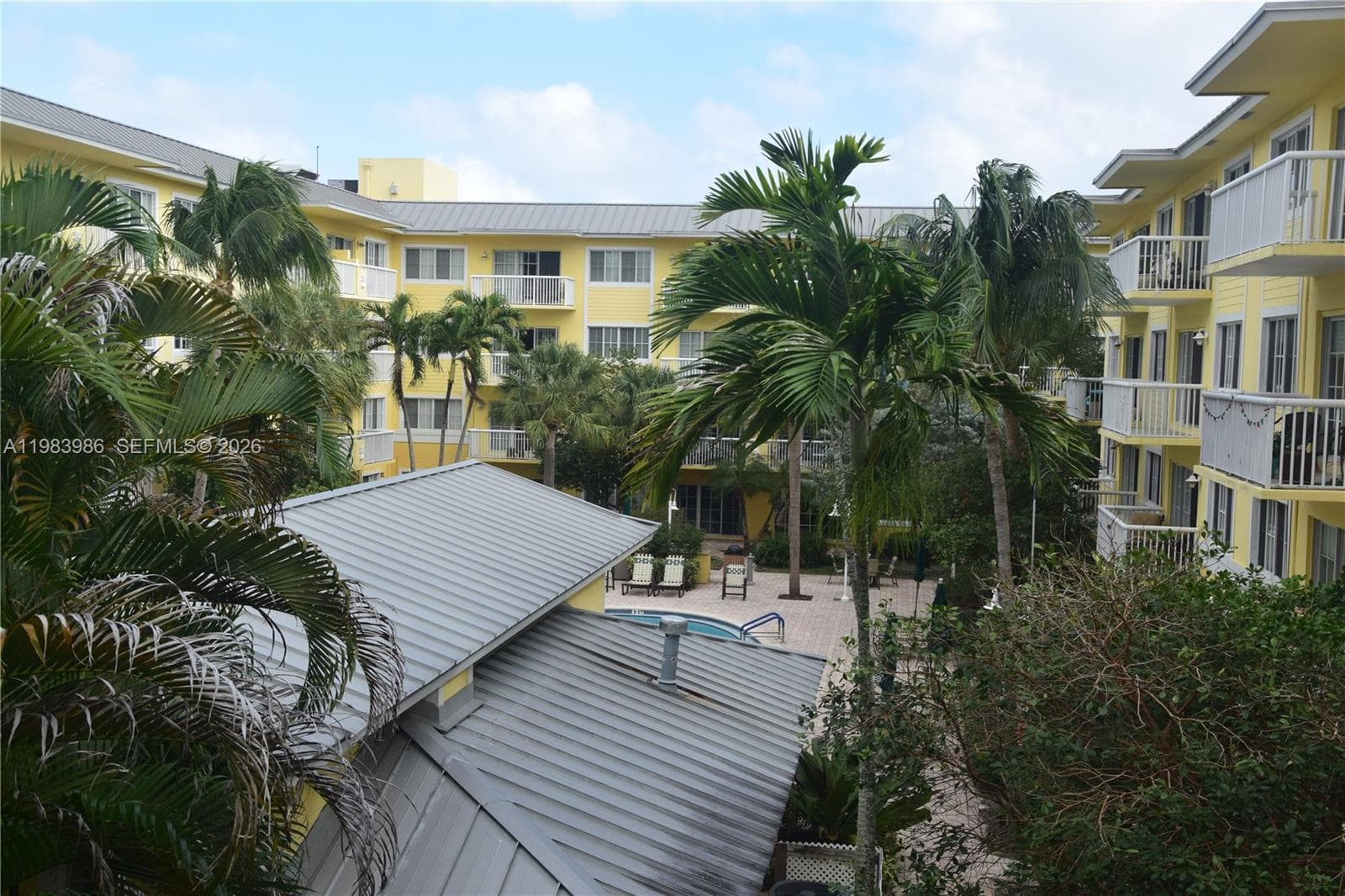 Pine Crest Village · #705 in Fort Lauderdale - Photo 24