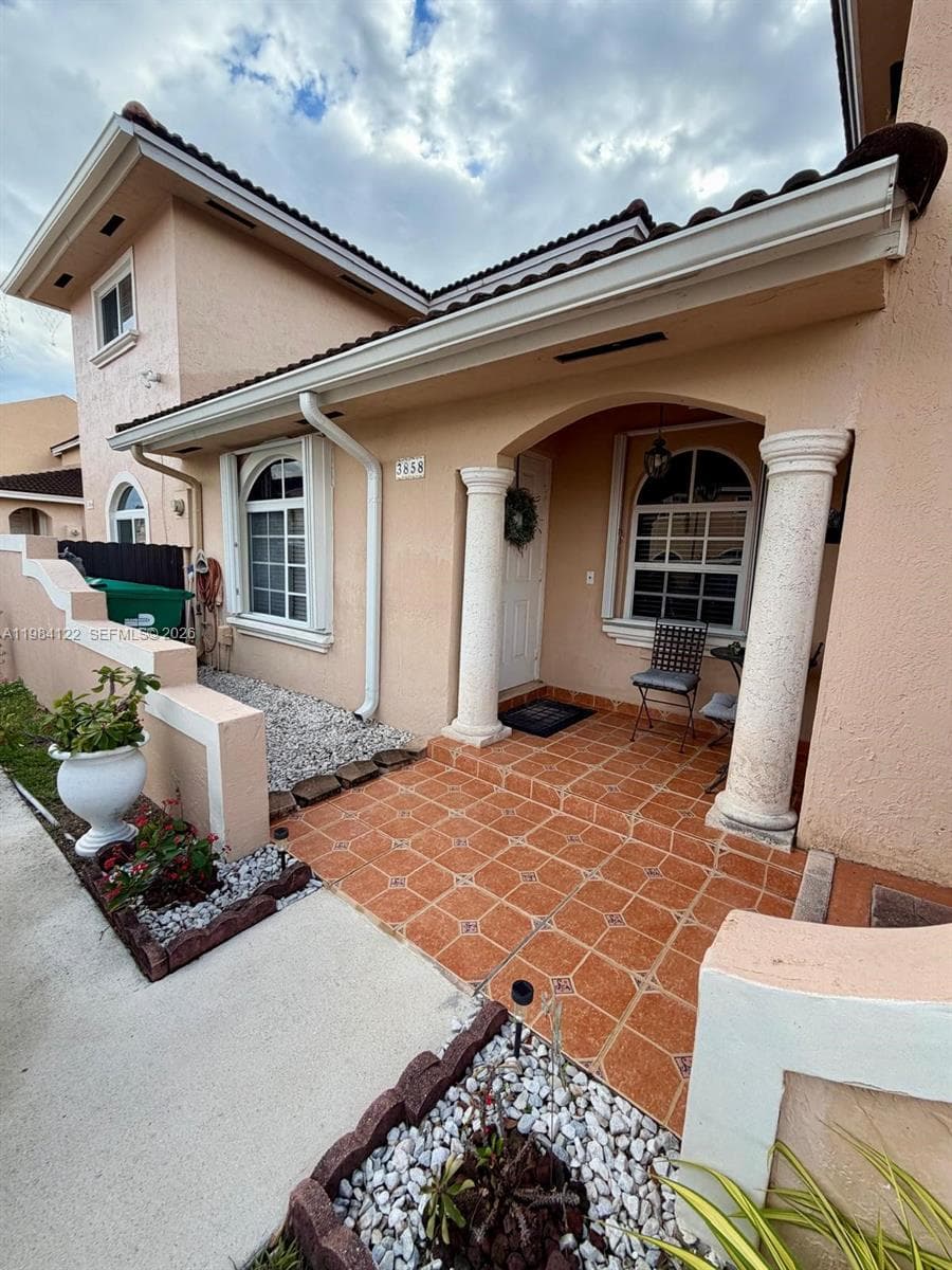 3858 SW 153rd Pl photo 5