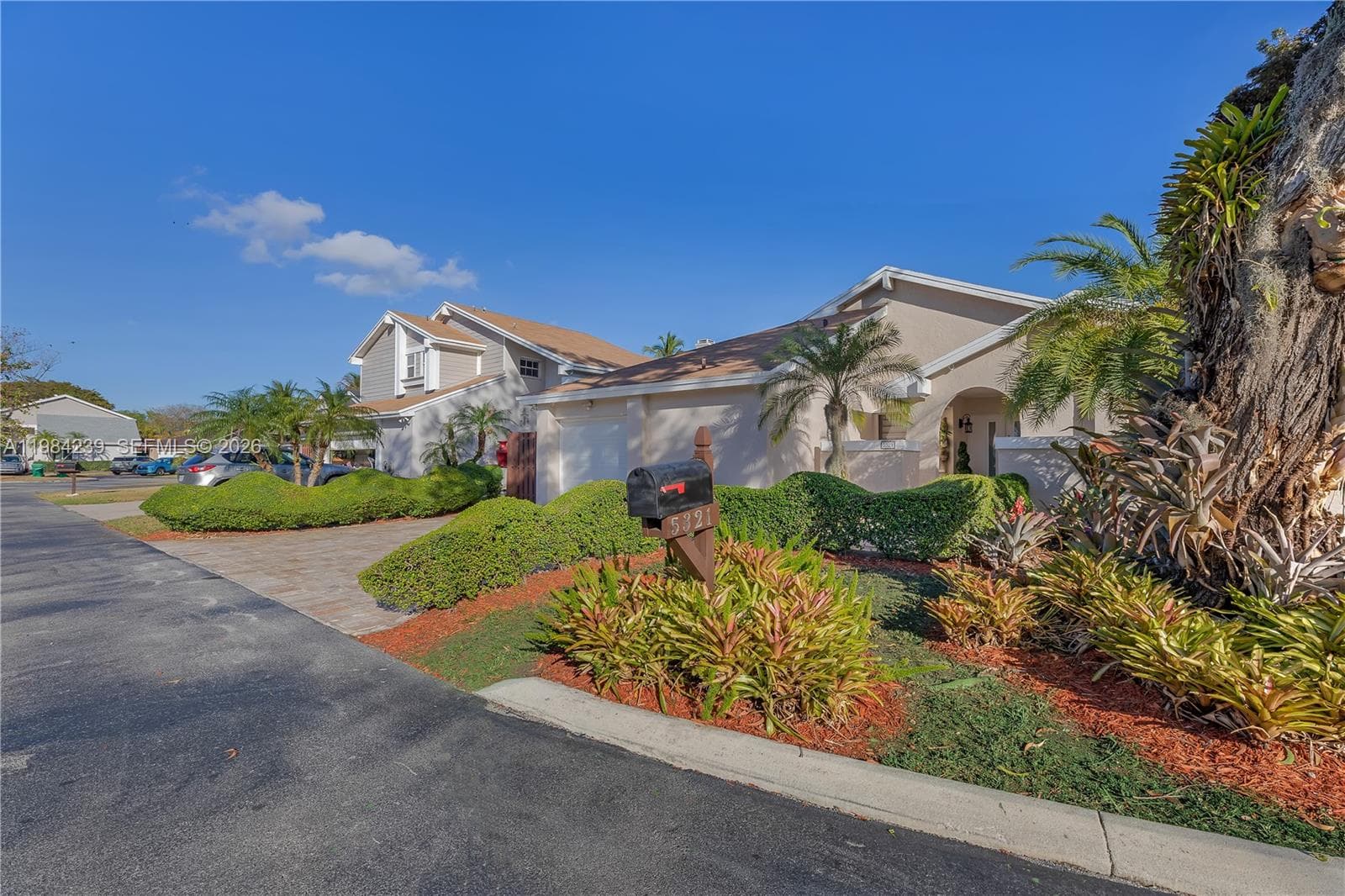 5321 SW 153rd Pl S photo 7