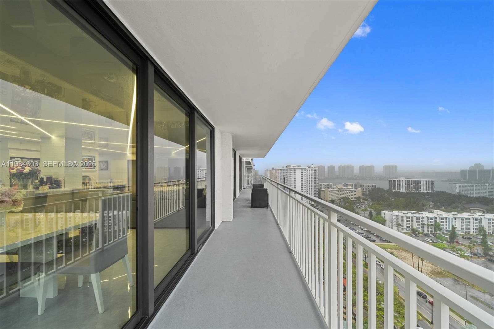 WINSTON TOWERS 600 CONDO · #2319 in Sunny Isles Beach - Photo 23