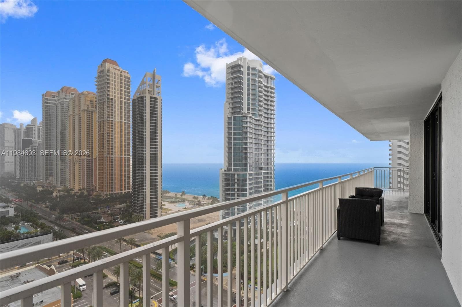 WINSTON TOWERS 600 CONDO · #2319 in Sunny Isles Beach - Photo 2
