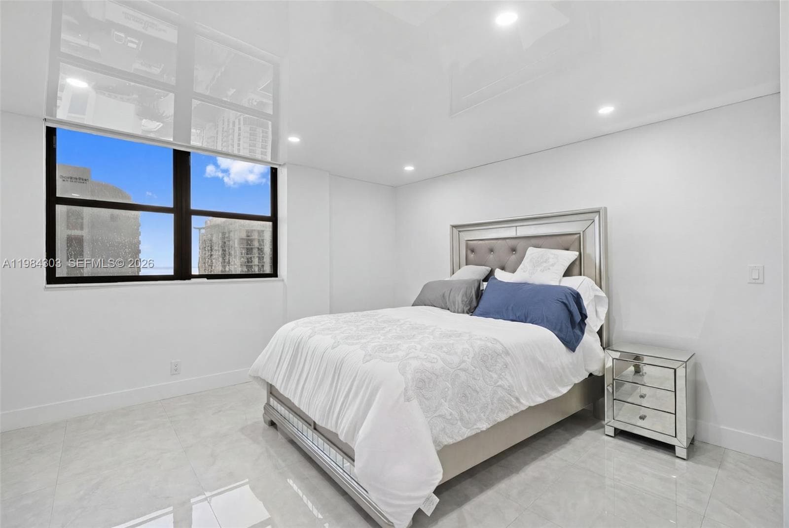 WINSTON TOWERS 600 CONDO · #2319 in Sunny Isles Beach - Photo 17