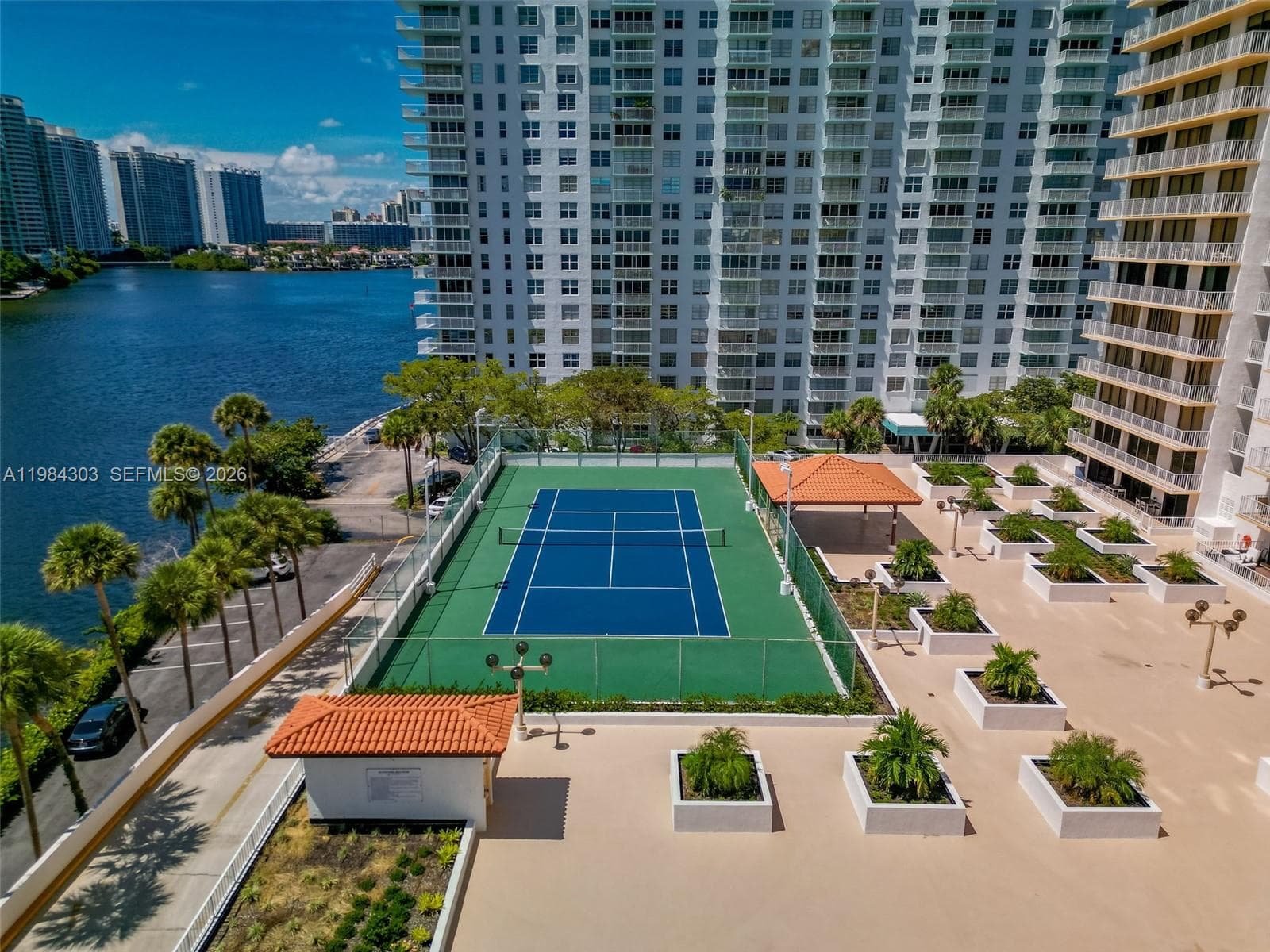 WINSTON TOWERS 600 CONDO · #2319 in Sunny Isles Beach - Photo 26