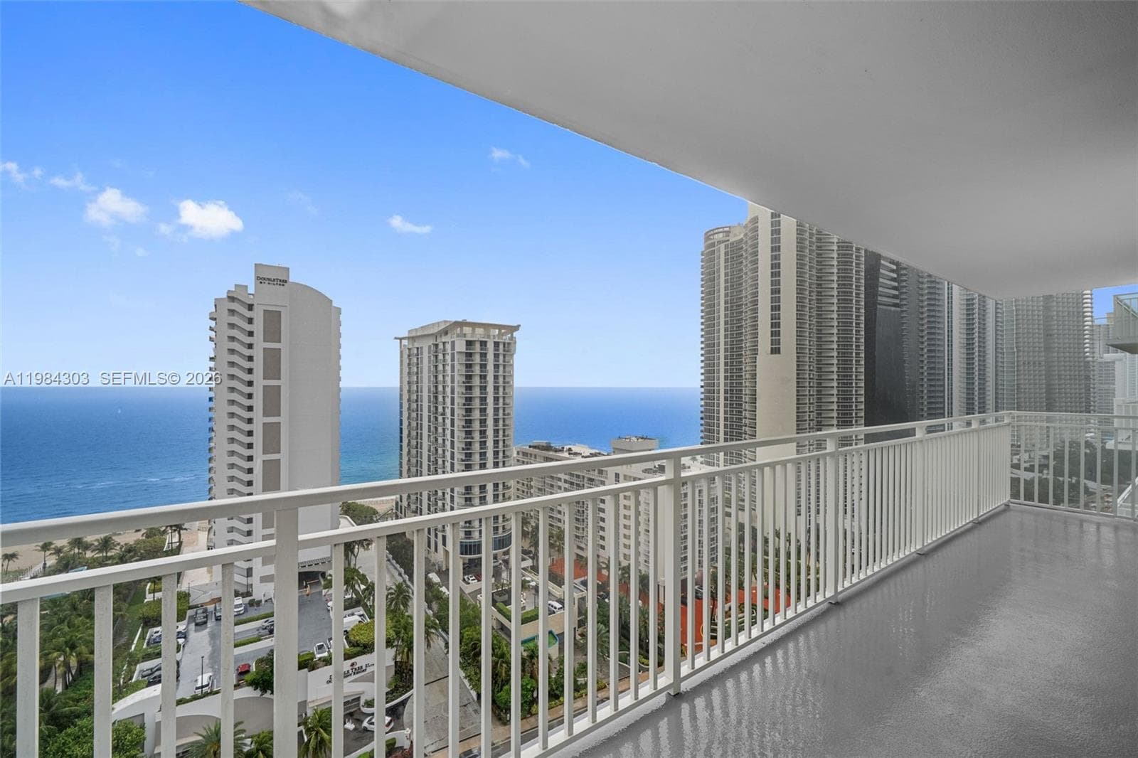 WINSTON TOWERS 600 CONDO · #2319 in Sunny Isles Beach - Photo 1